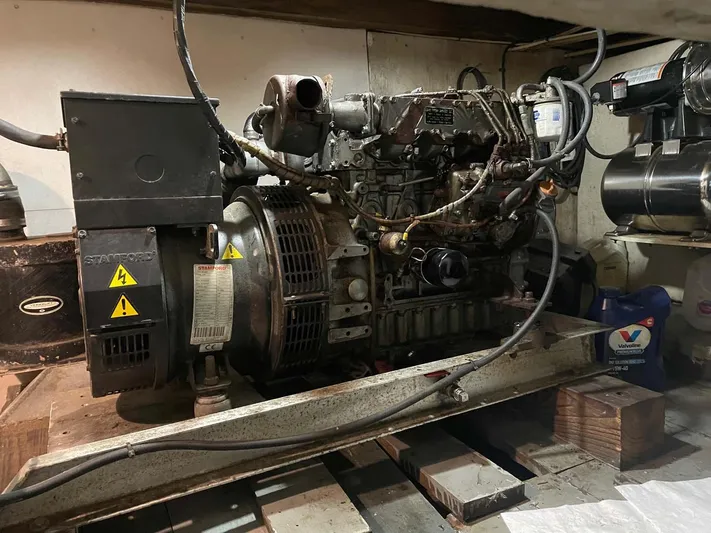 Wine Down Yacht Photos Pics 