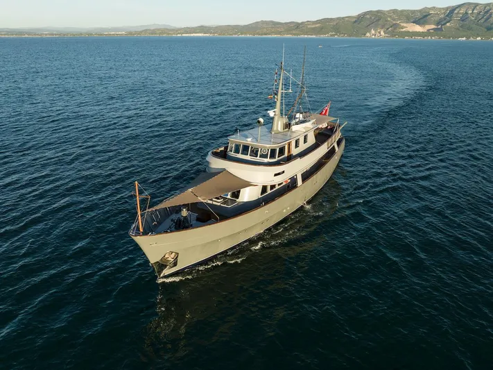 La Fenice Yacht Photos Pics Laurent Giles Twin Screw Diesel Motor Yacht