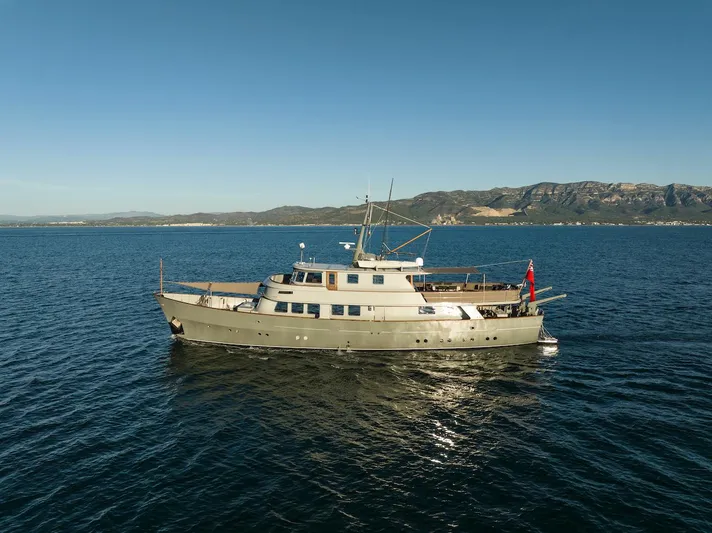 La Fenice Yacht Photos Pics Laurent Giles Twin Screw Diesel Motor Yacht