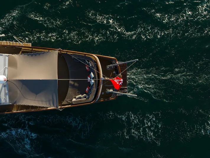 La Fenice Yacht Photos Pics Laurent Giles Twin Screw Diesel Motor YachtLaurent Giles Twin Screw Diesel Motor Yacht