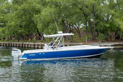 Intrepid 32