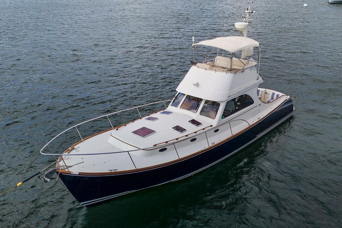 2006 Hinckley 44 