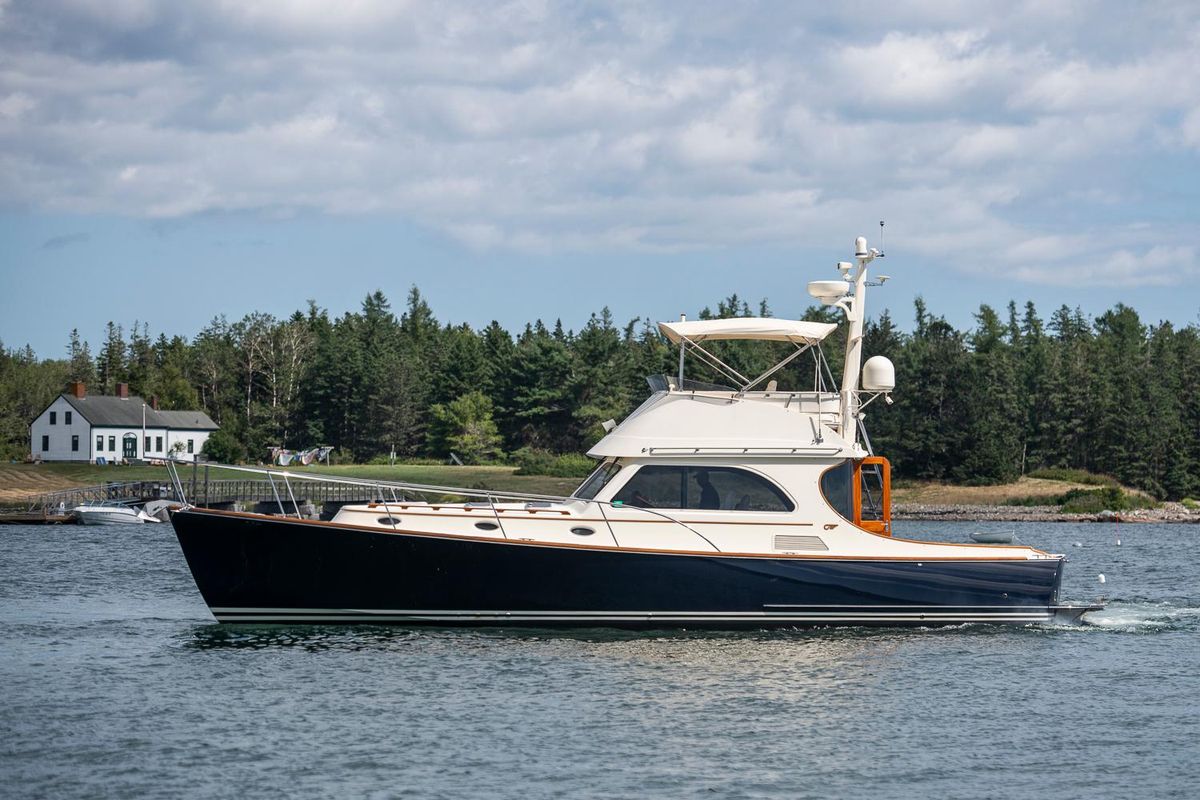2006 Hinckley 44 
