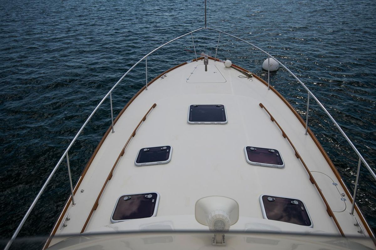 2006 Hinckley 44 