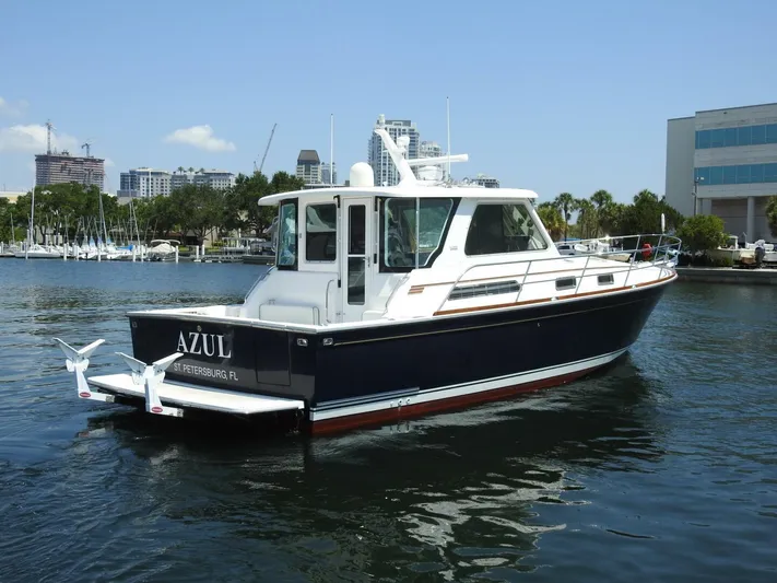 Azul Yacht Photos Pics 