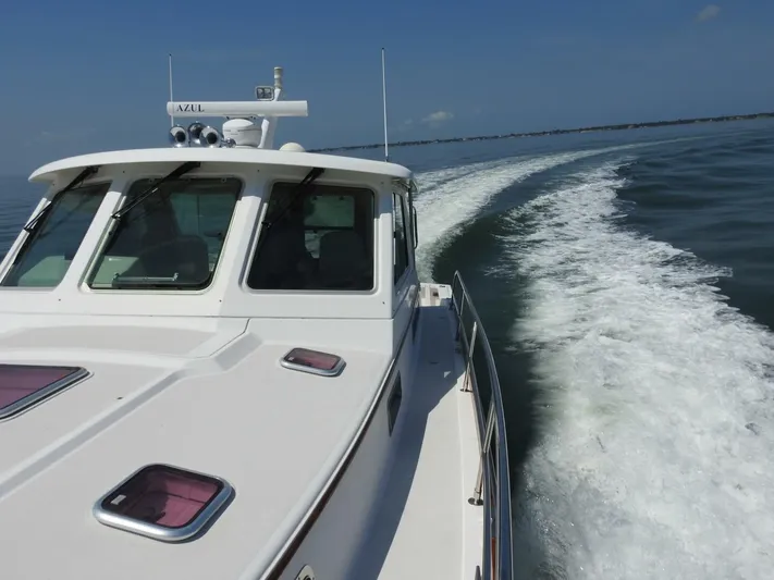 Azul Yacht Photos Pics 