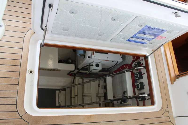 Azul Yacht Photos Pics 