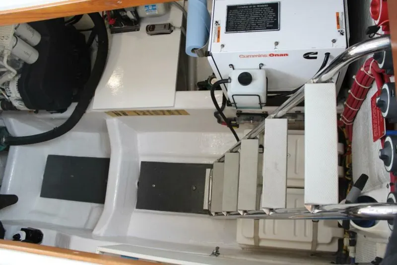 Azul Yacht Photos Pics 