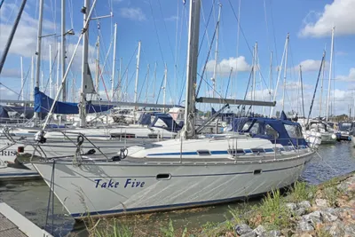 1996 Bavaria 37 Exclusive