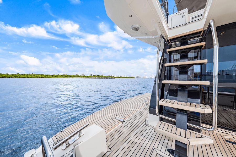 2019 Galeon 500 Fly