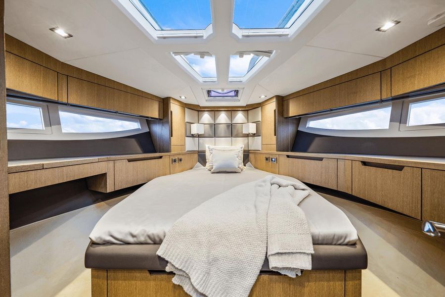 2019 Galeon 500 Fly