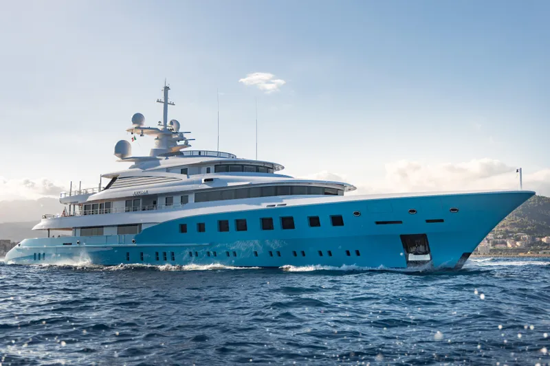 Axioma Yacht Photos Pics Luxurious 2013 Dunya Yacht cruising on open sea under clear sky.