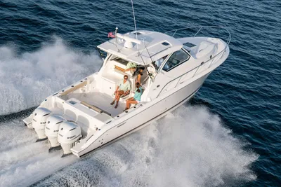 Pursuit OS 355 Offshore