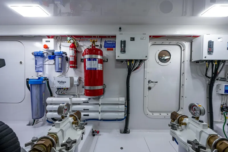 Kemosabe Yacht Photos Pics Viking 68 KEMOSABE - Engine Room