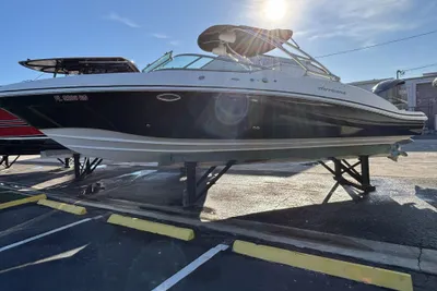 Hurricane SunDeck 2690 OB
