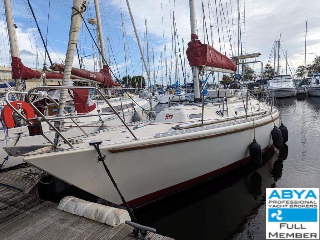 Tweedehands 1982 Marieholm 33 - Kent | YachtFocus