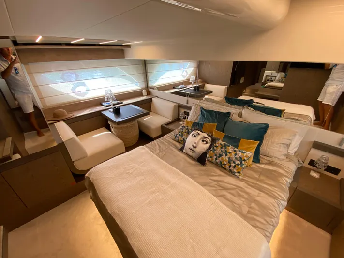 Oscar Yacht Photos Pics 