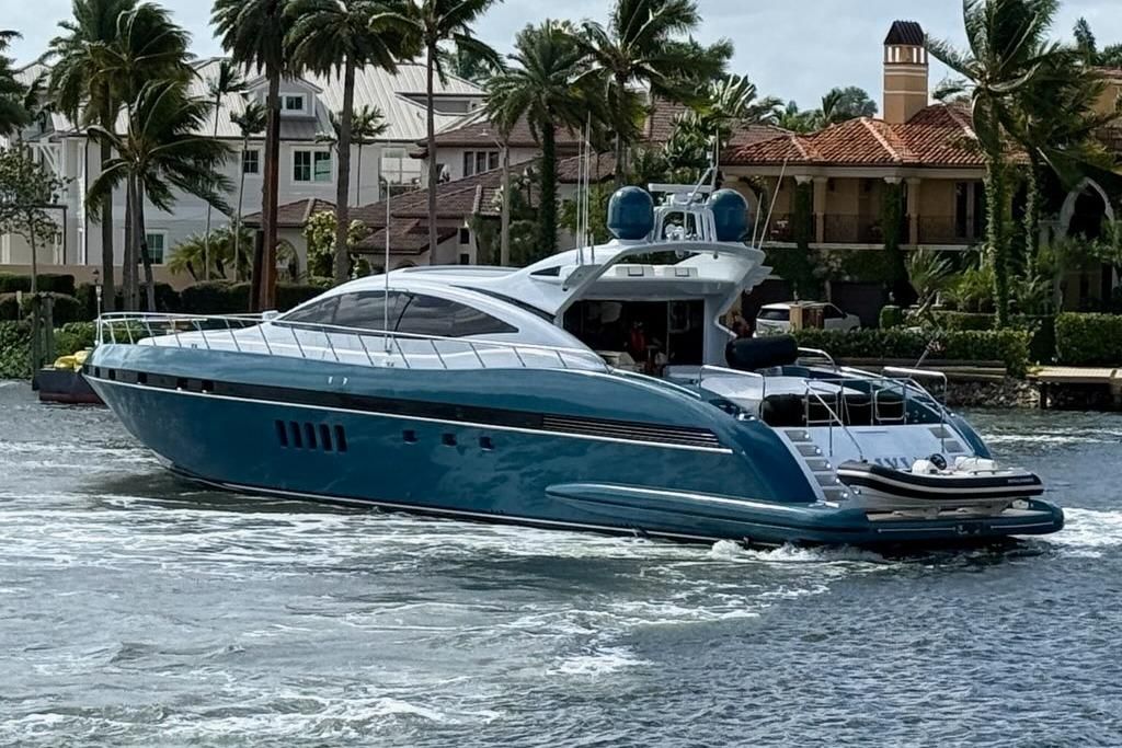2005 Mangusta 92 