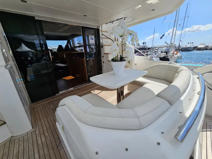  Yacht Photos Pics Princess 52 FLY