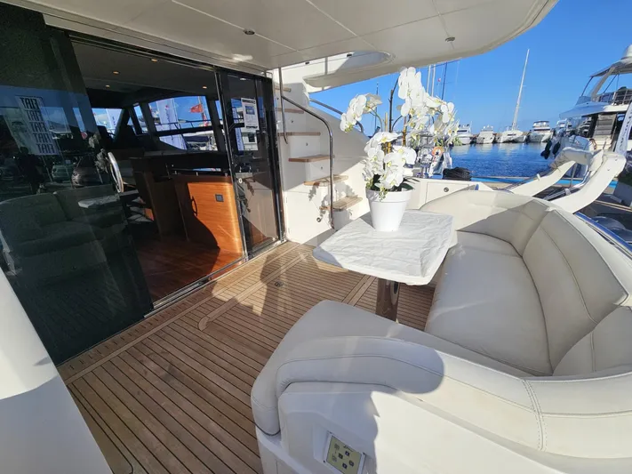  Yacht Photos Pics Princess 52 FLY