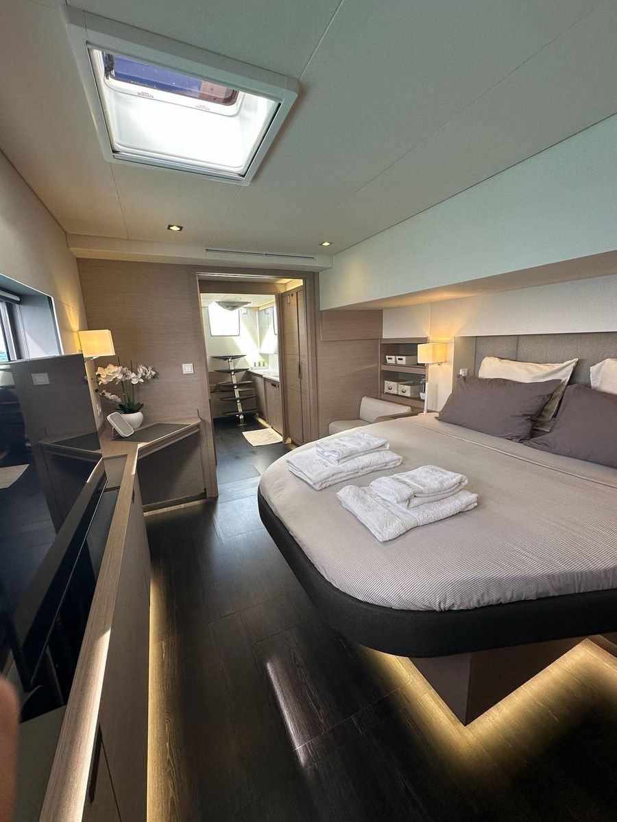 2020 Fountaine Pajot 59 