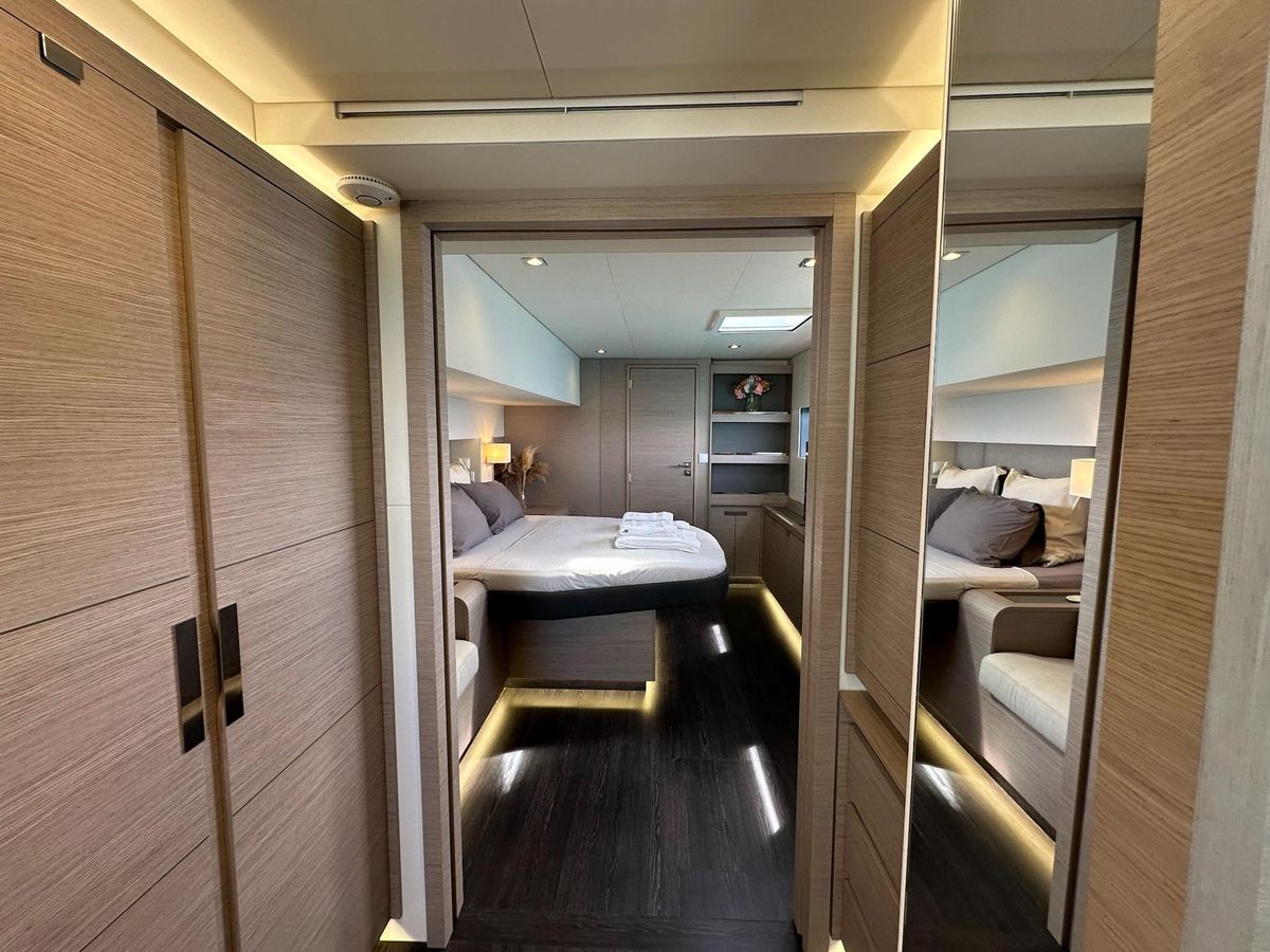 2020 Fountaine Pajot 59 