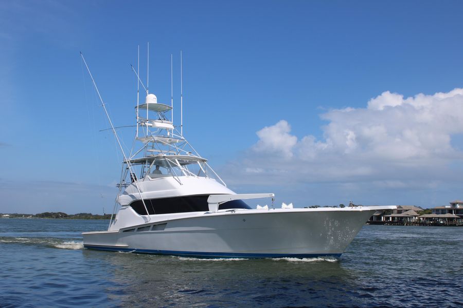 1998 Hatteras 60 Convertible