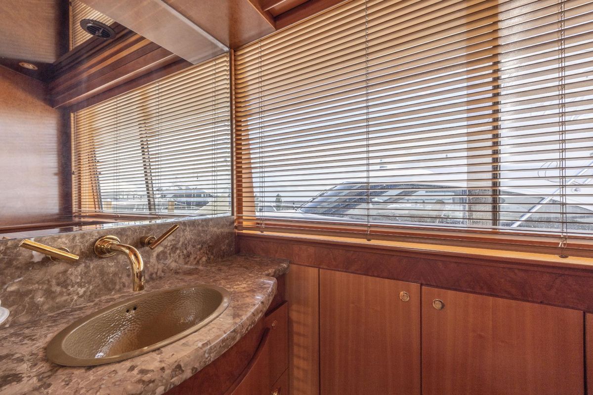 2001 Grand Harbour 76 