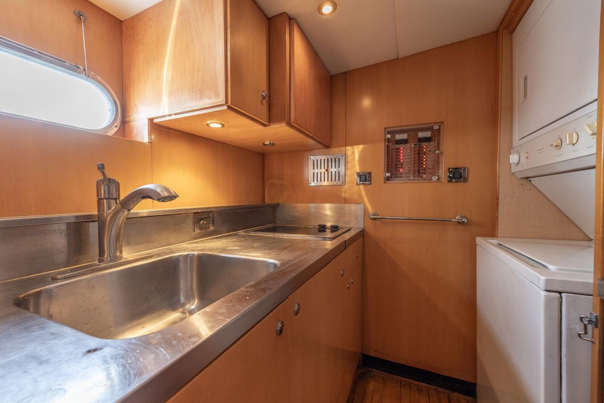 2001 Grand Harbour 76 