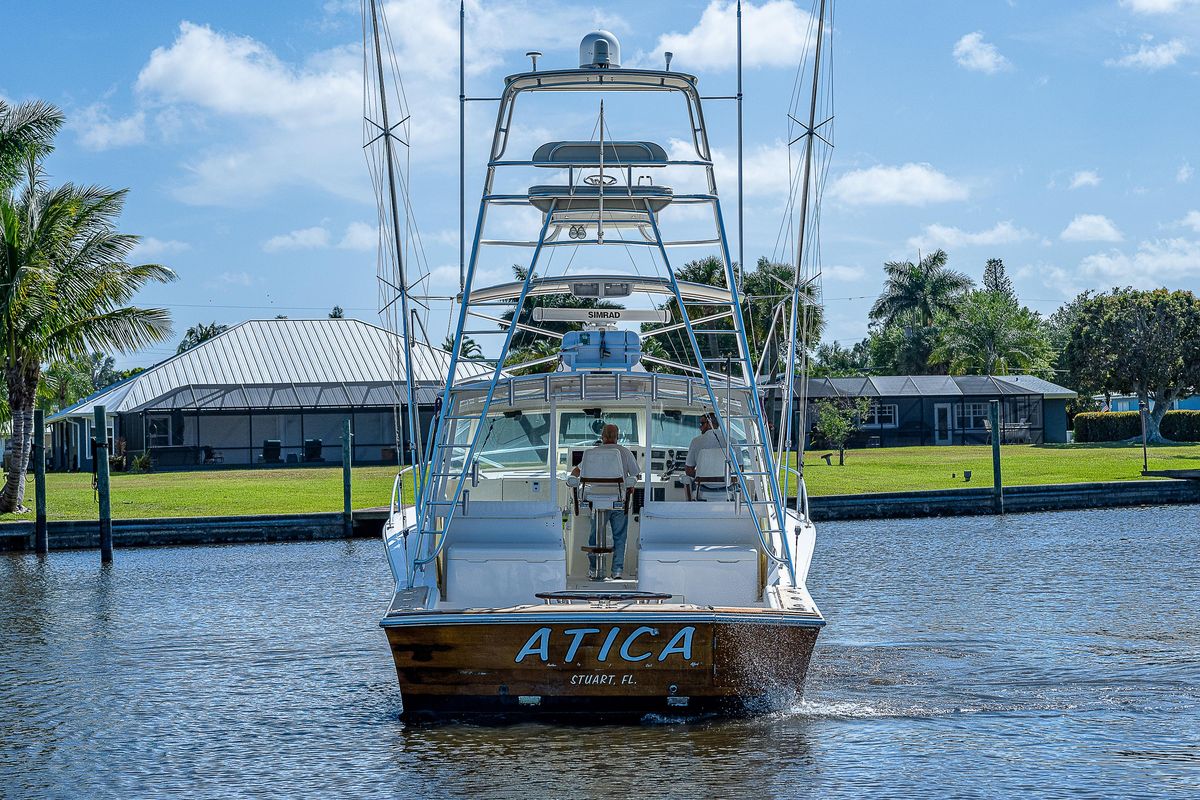 2005 Albemarle 43 