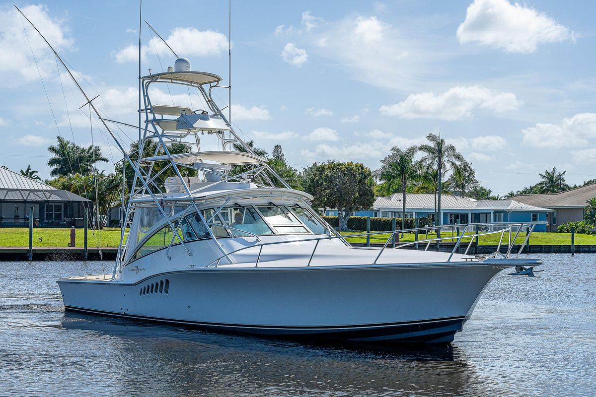 2005 Albemarle 43 