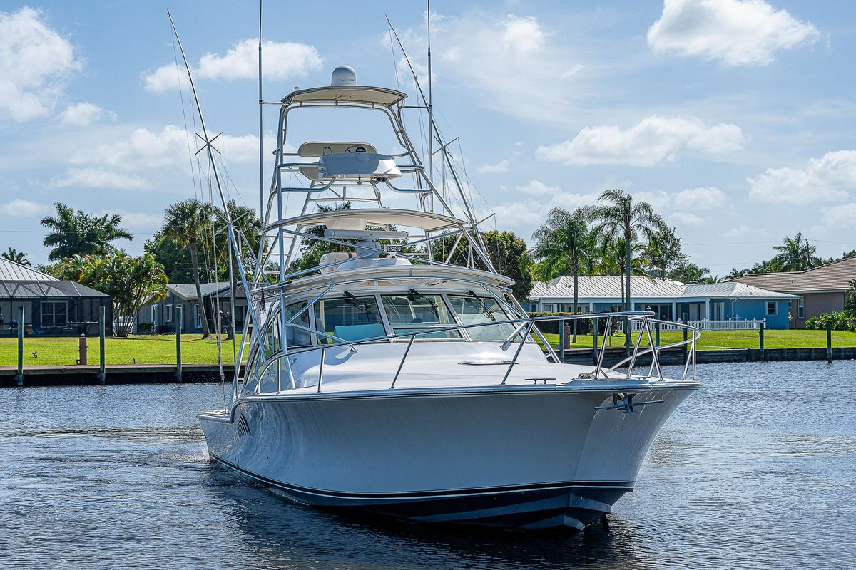 2005 Albemarle 43 