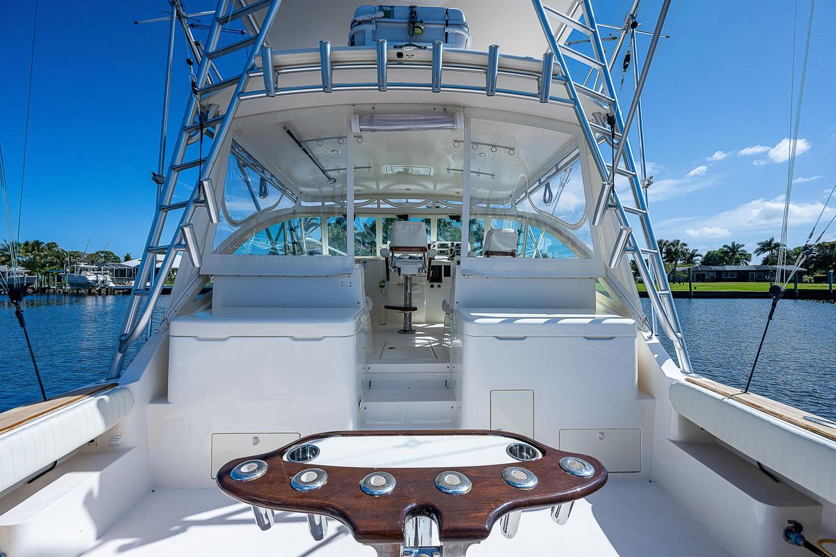 2005 Albemarle 43 