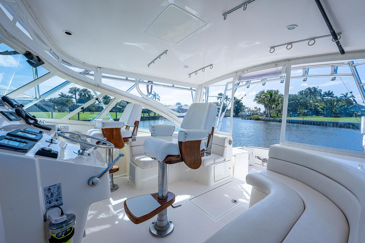 2005 Albemarle 43 