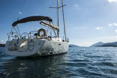 2010 Beneteau Oceanis 43