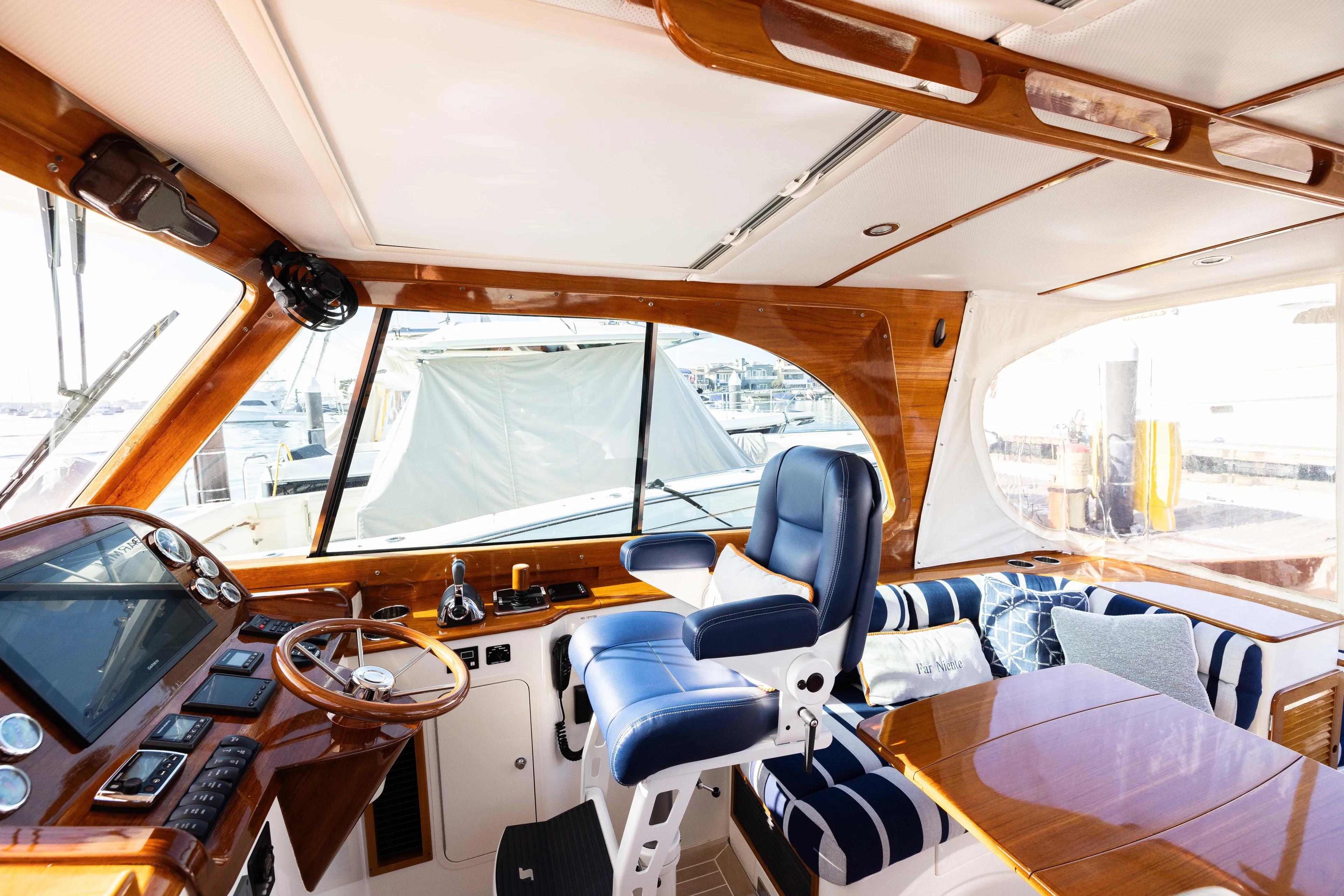 Far Niente Yacht Photos Pics 