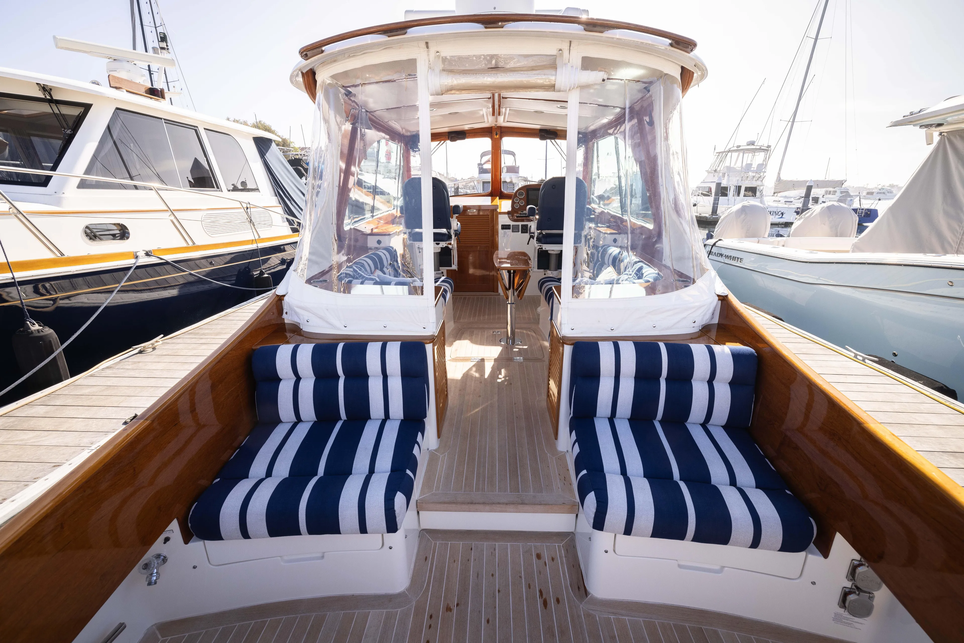 Far Niente Yacht Photos Pics 