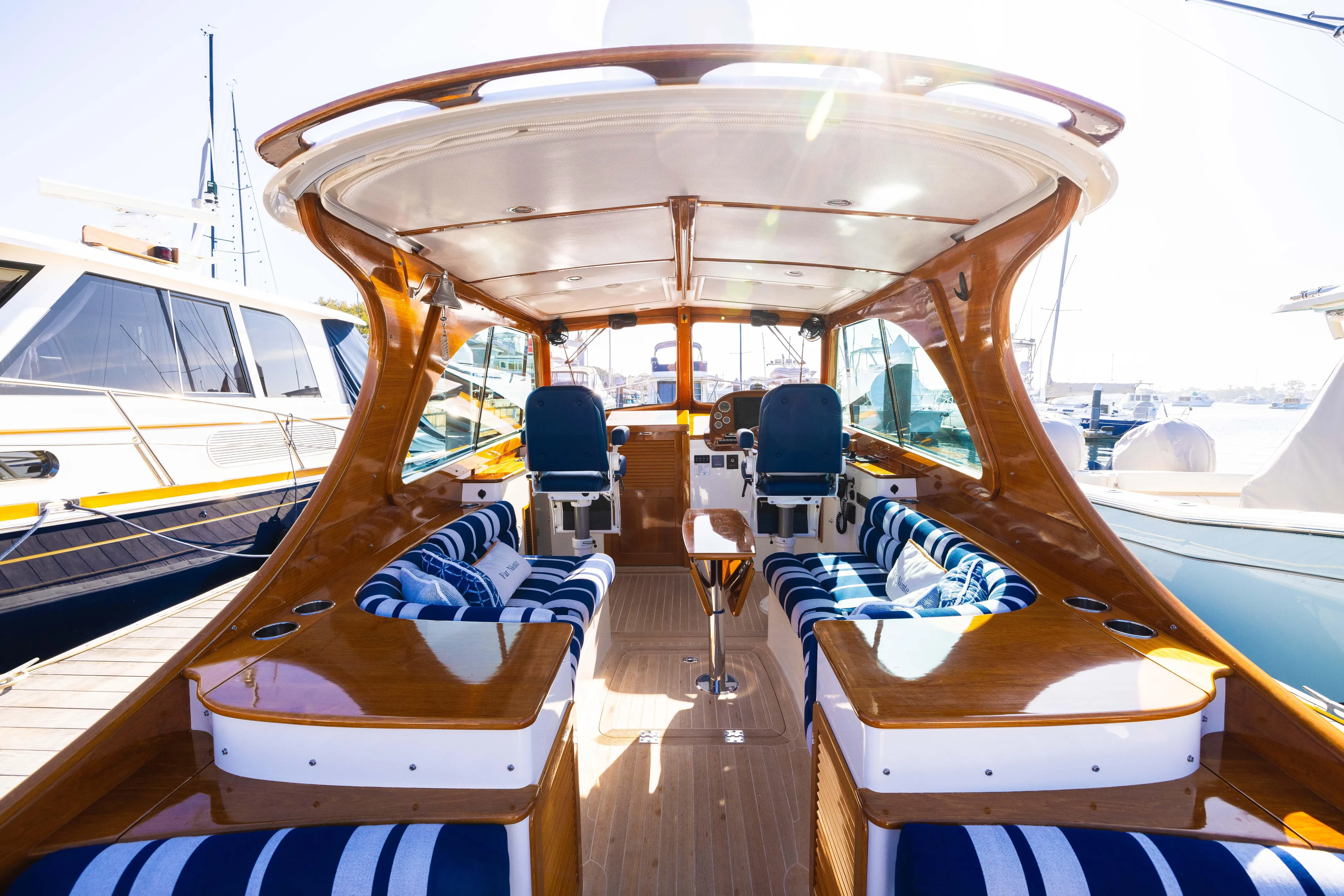 Far Niente Yacht Photos Pics 