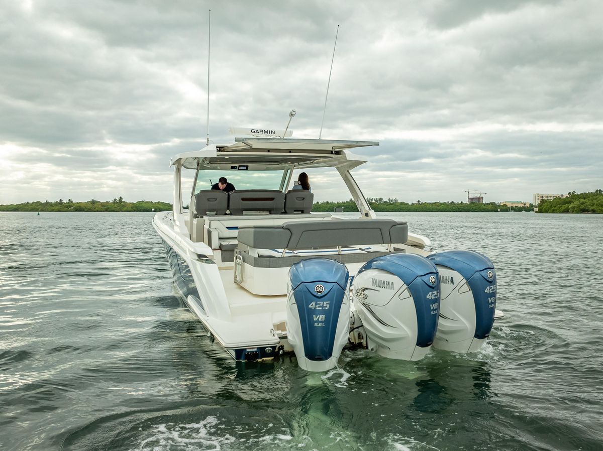 2021 Tiara Sport 43 