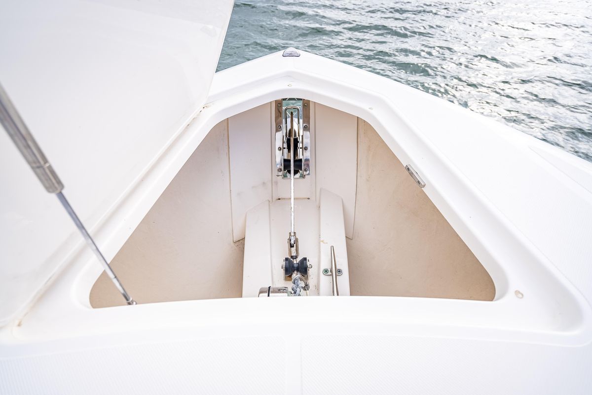 2021 Tiara Sport 43 