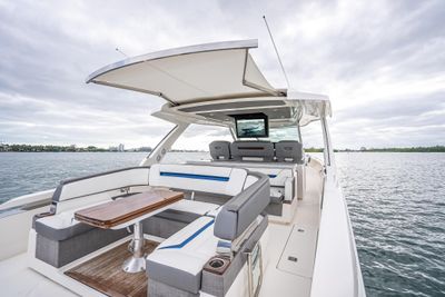 Yacht