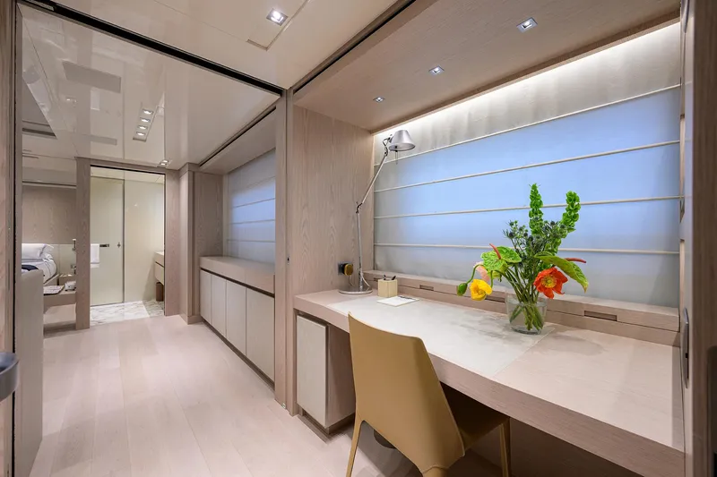 Glory Yacht Photos Pics 