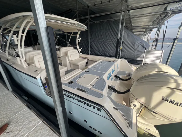 2025 Grady-white 307 Freedom Yacht Photos Pics 