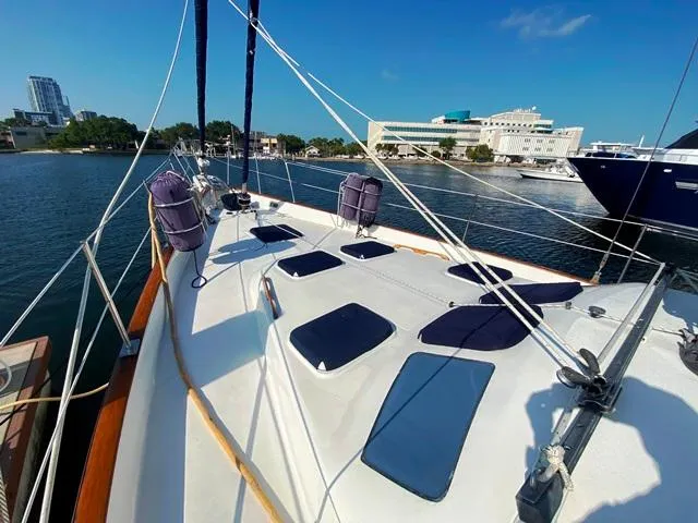 Patience Yacht Photos Pics 