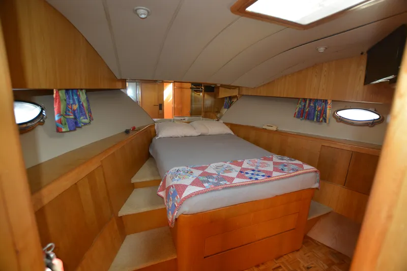 Ginny Yacht Photos Pics 