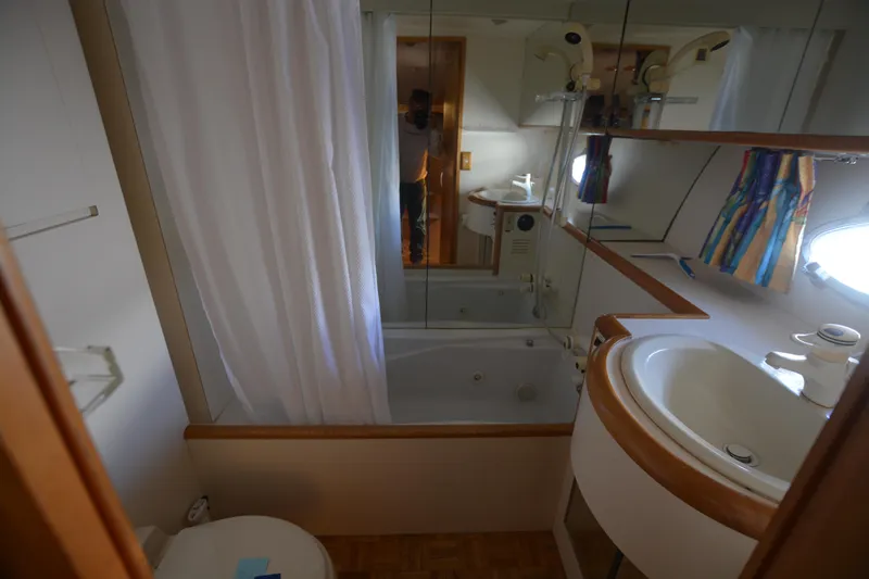 Ginny Yacht Photos Pics 