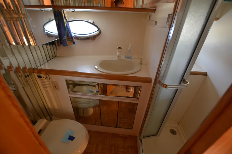 Ginny Yacht Photos Pics 