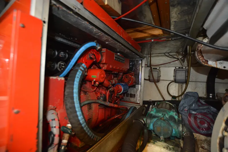 Ginny Yacht Photos Pics 