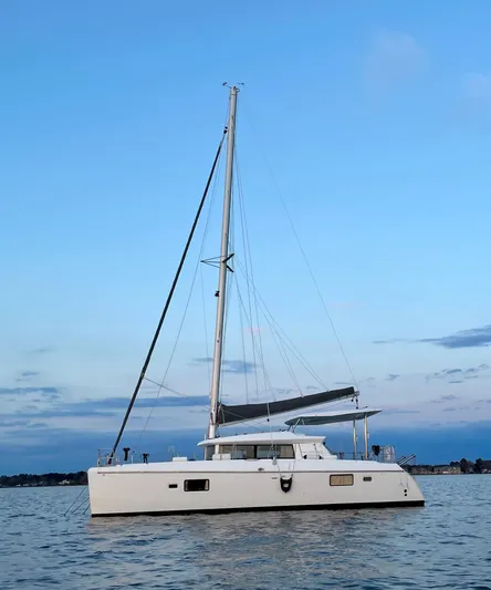 Mary Doll Yacht Photos Pics 