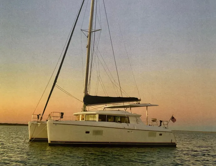 Mary Doll Yacht Photos Pics 